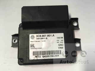 Řídící jednotka parkovací brzdy Volkswagen Passat 3C8907801A 3C8 907 801 A