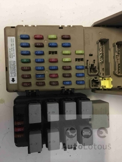 FUSE BOX SUBARU LEGACY IV 82201AG041